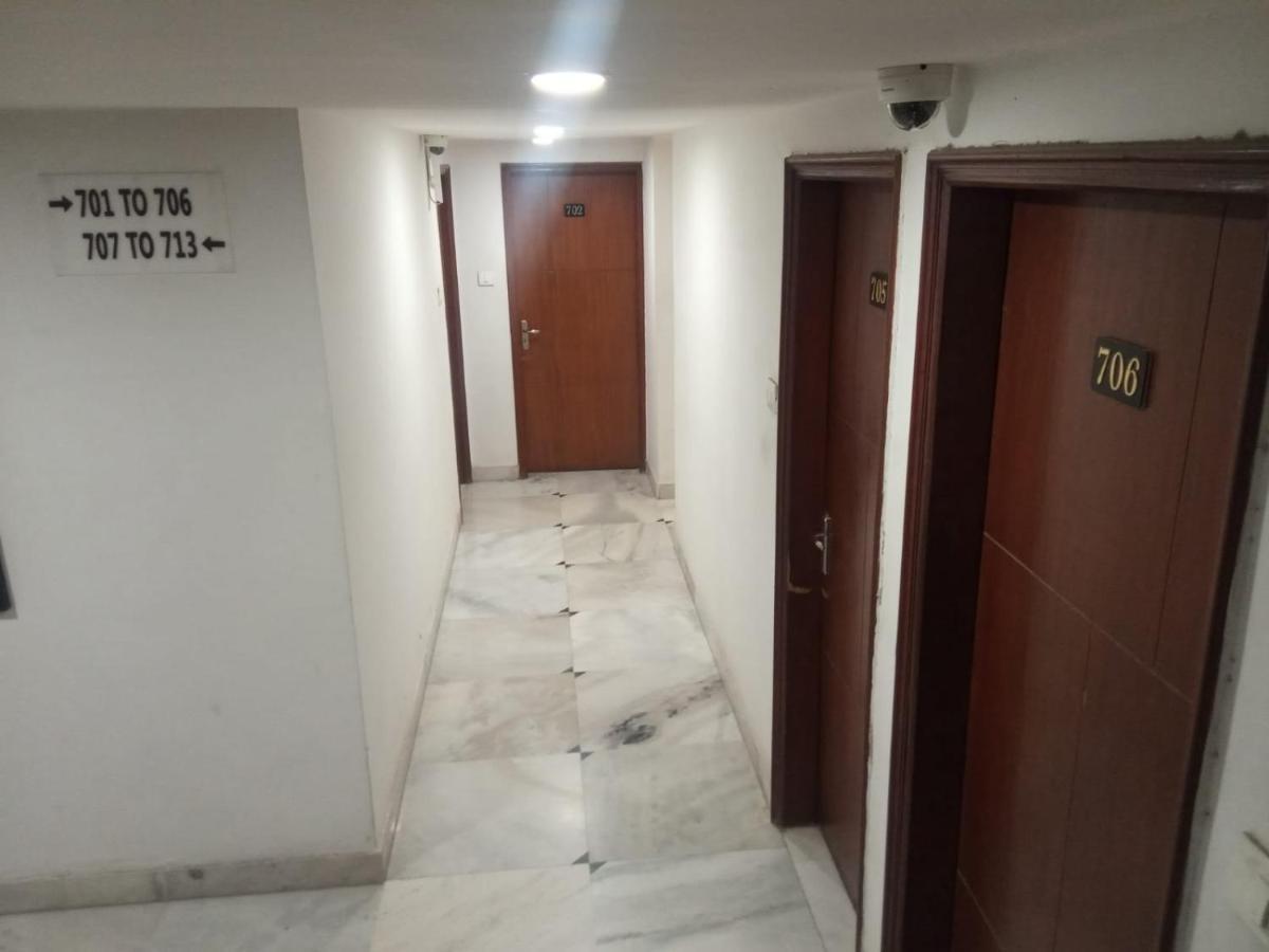 Hotel Apex Ахмедабад Екстериор снимка