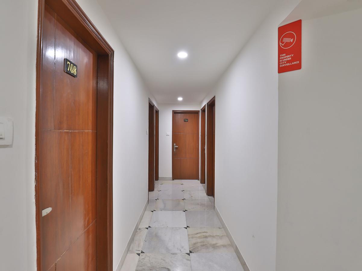 Hotel Apex Ахмедабад Екстериор снимка