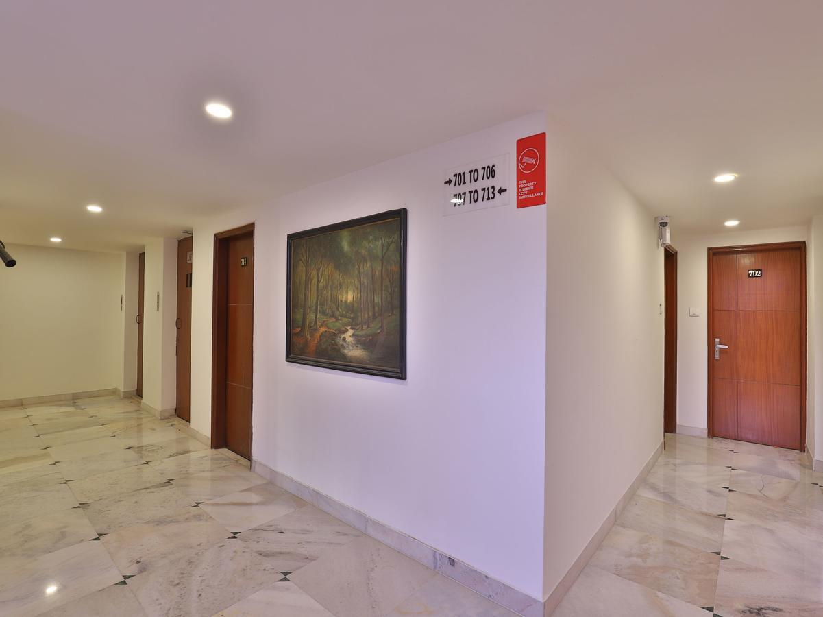 Hotel Apex Ахмедабад Екстериор снимка